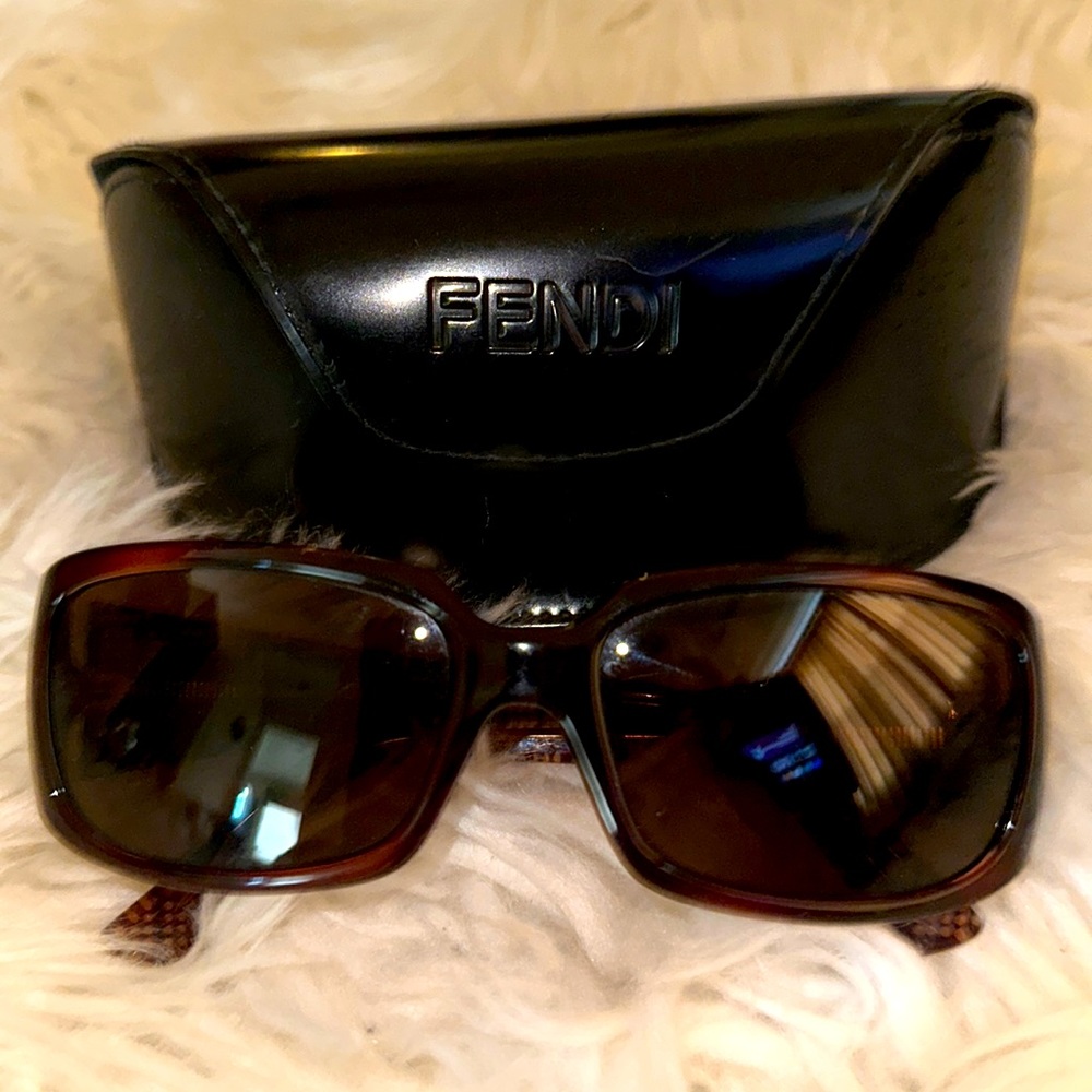 Fendi sunglasses - authentic 💯%